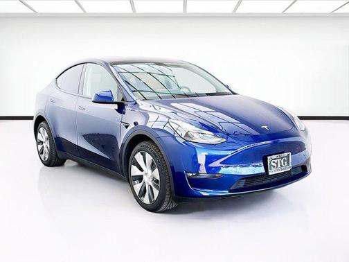 Deep Blue Metallic 2022 Tesla Model Y Long Range Dual Motor All-Wheel Drive
