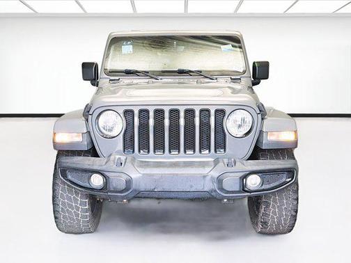 Sting-Gray Clearcoat 2021 Jeep Wrangler Unlimited Sahara