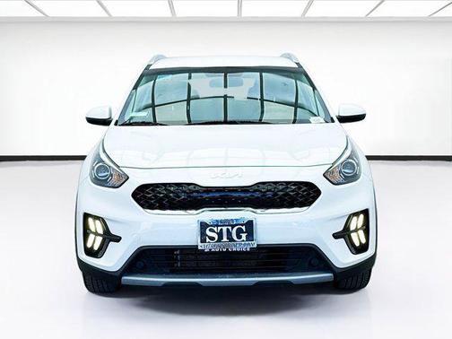 2022 Kia Niro LX