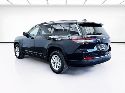 2022 Jeep Grand Cherokee L Laredo