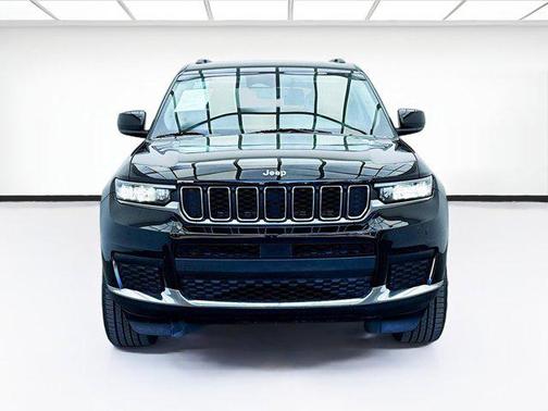 2022 Jeep Grand Cherokee L Laredo