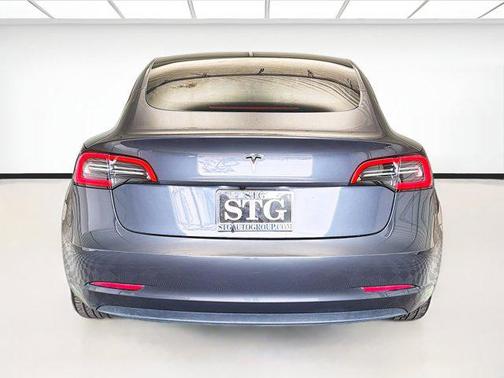 Gray 2023 Tesla Model 3 Standard Range