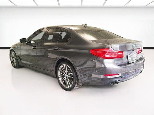 Dark Graphite Metallic 2019 BMW 540 540i