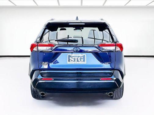 2023 Toyota RAV4 Prime SE
