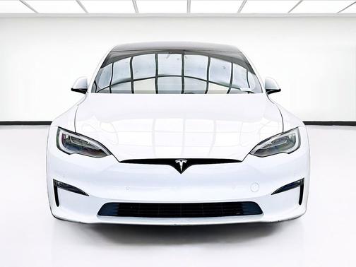 2022 Tesla Model S Base