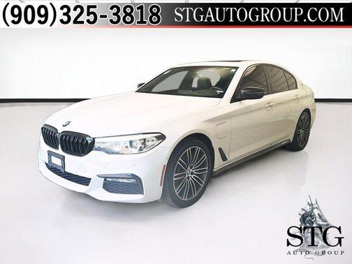 Alpine White 2018 BMW 530e iPerformance