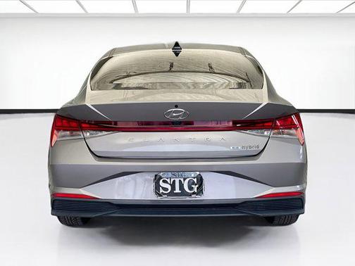 2022 Hyundai ELANTRA HEV Blue