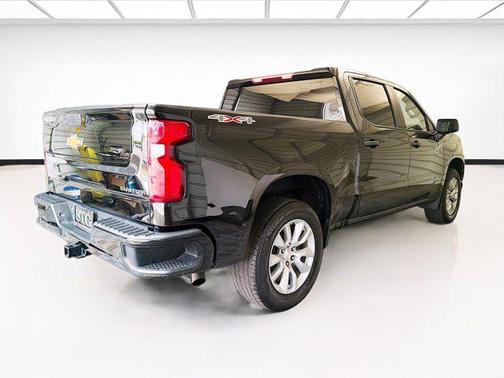 Black 2022 Chevrolet Silverado 1500 Limited Custom