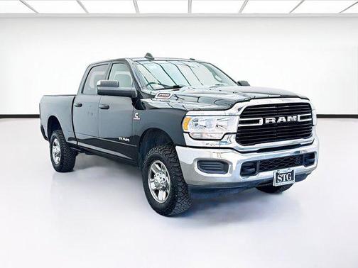 2021 RAM 2500 Big Horn Crew Cab 4x4 6'4' Box