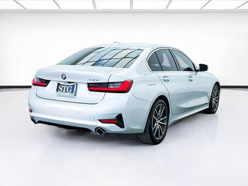 2019 BMW 330 330i