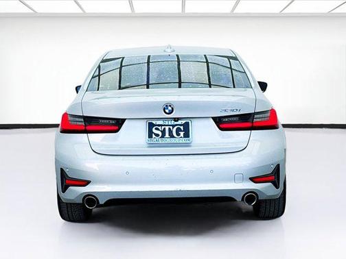 2019 BMW 330 330i