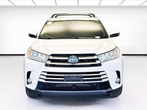 2019 Toyota Highlander Hybrid XLE