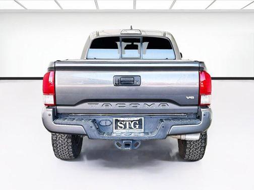 2016 Toyota Tacoma TRD Sport