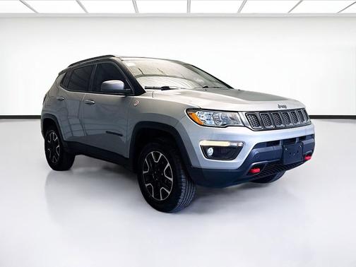 Billet Silver Metallic Clearcoat 2020 Jeep Compass Trailhawk