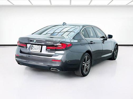 2021 BMW 530e Base