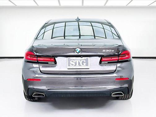 2021 BMW 530e Base