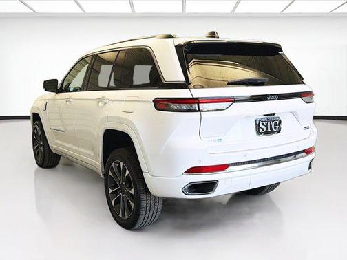 2023 Jeep Grand Cherokee 4xe Overland