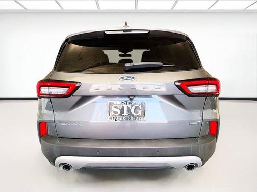 Gray Metallic 2023 Ford Escape Active