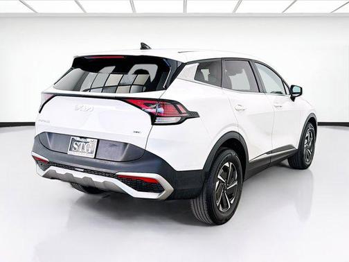 2023 Kia Sportage Hybrid LX