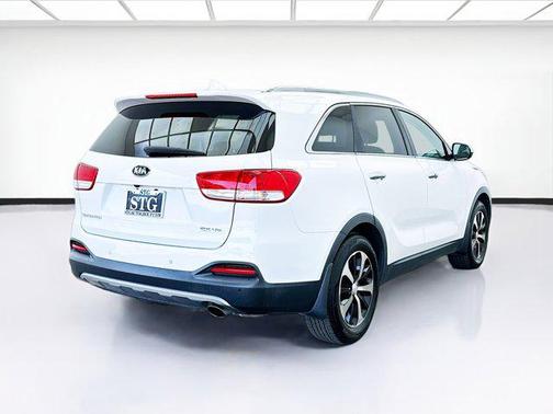 2017 Kia Sorento EX
