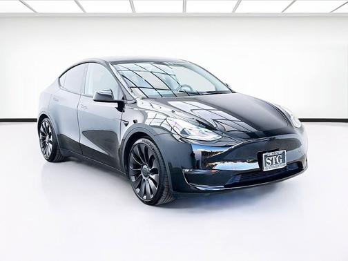 Solid Black 2023 Tesla Model Y Performance Dual Motor All-Wheel Drive