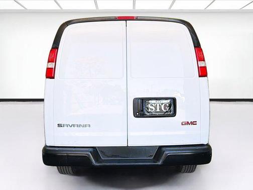 2023 GMC Savana 2500 Work Van