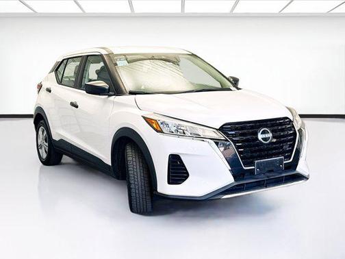 2023 Nissan Kicks S