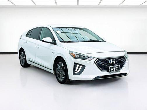 2020 Hyundai IONIQ Plug-In Hybrid SE