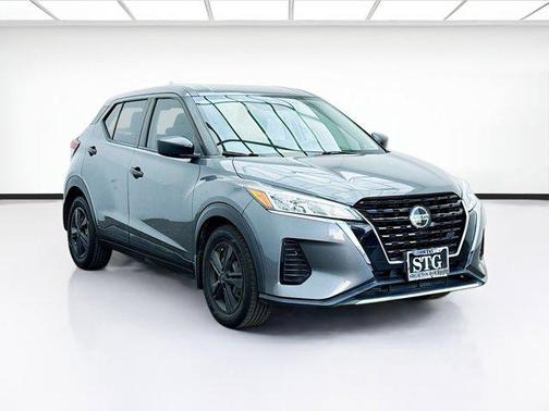 2021 Nissan Kicks S