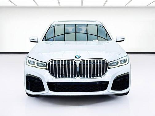 2020 BMW 740 740i
