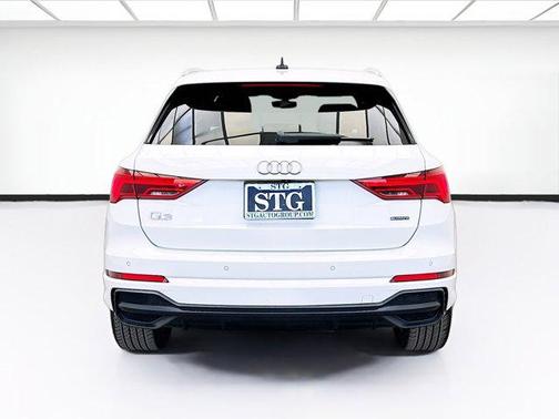 2020 Audi Q3 45 S line Premium