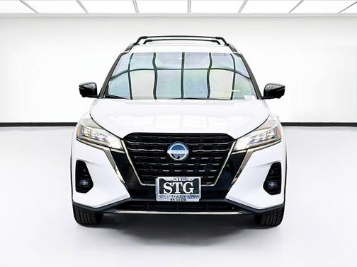 Fresh Powder 2022 Nissan Kicks SR