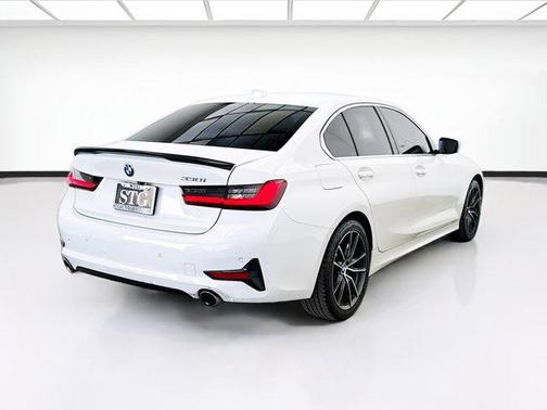 Mineral White Metallic 2020 BMW 330 330i