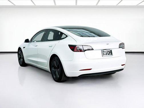 2020 Tesla Model 3 Standard Range Plus