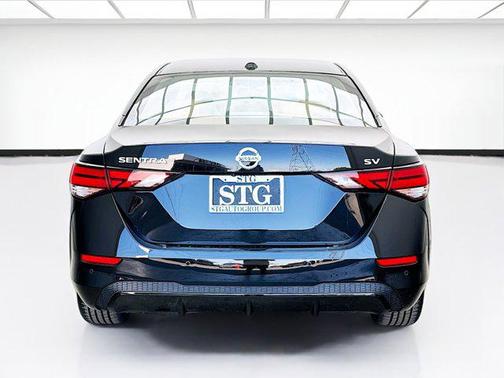 Super Black 2022 Nissan Sentra SV