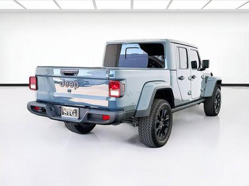 2025 Jeep Gladiator Nighthawk