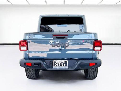 2025 Jeep Gladiator Nighthawk