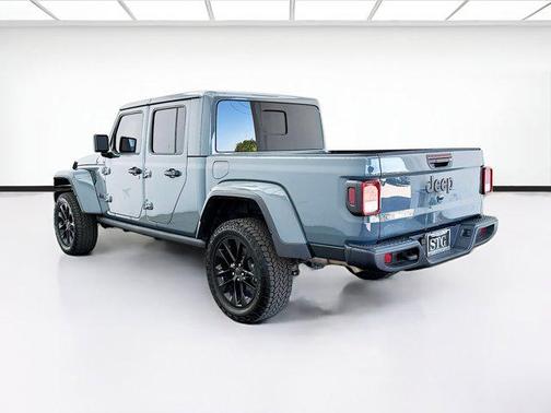 2025 Jeep Gladiator Nighthawk