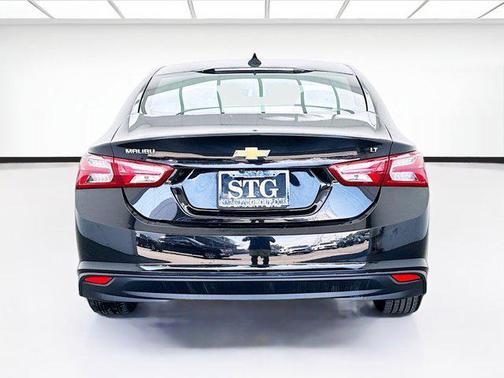 2021 Chevrolet Malibu FWD LT