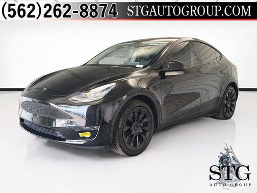 Solid Black 2022 Tesla Model Y Long Range Dual Motor All-Wheel Drive