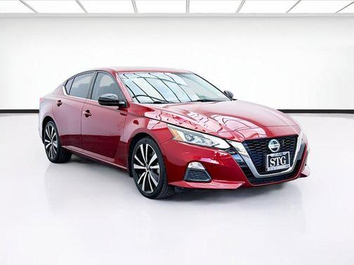 2020 Nissan Altima SR FWD