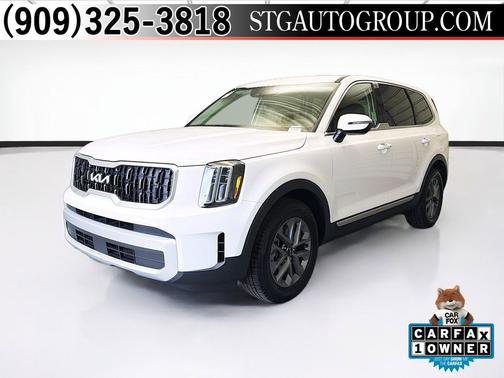 Glacial White Pearl 2025 Kia Telluride LX