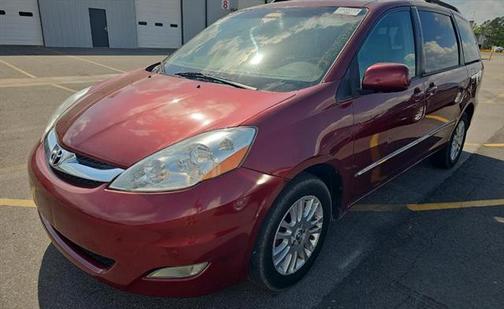 2010 Toyota Sienna XLE Limited