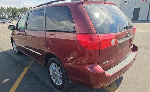 2010 Toyota Sienna XLE Limited
