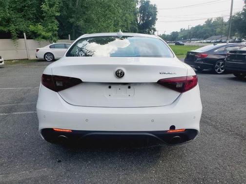 2018 Alfa Romeo Giulia Ti Sport