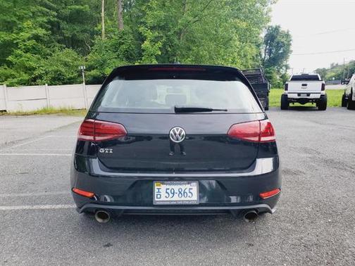 2018 Volkswagen Golf GTI 2.0T S 4-Door