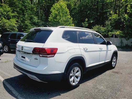2018 Volkswagen Atlas 3.6L SE w/Technology