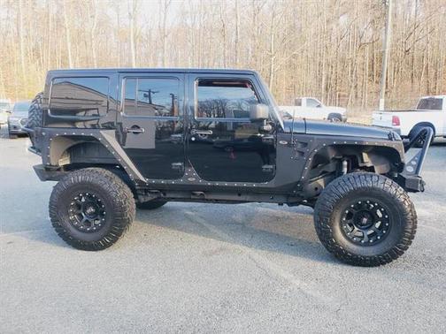 2012 Jeep Wrangler Unlimited Sahara