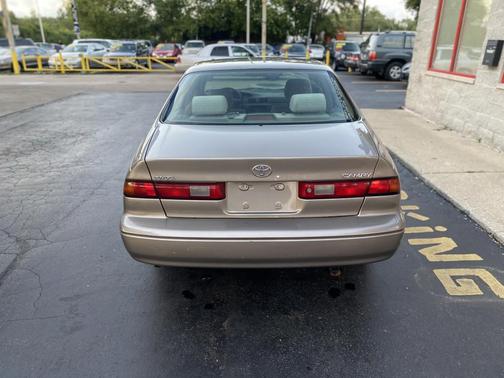 1999 Toyota Camry LE V6