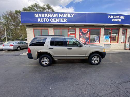 Gold 2005 Ford Explorer XLS
